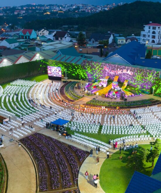Vườn hoa ngoài trời