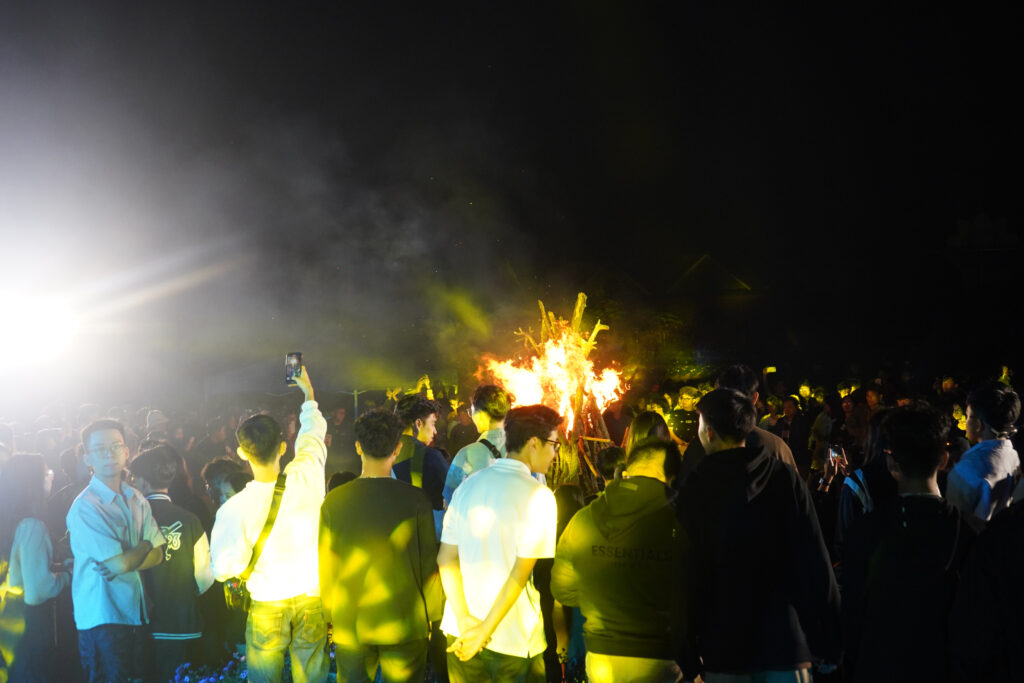 Đặt dịch vụ tổ chức Gala Dinner tại KDL Vạn Hoa Đà Lạt