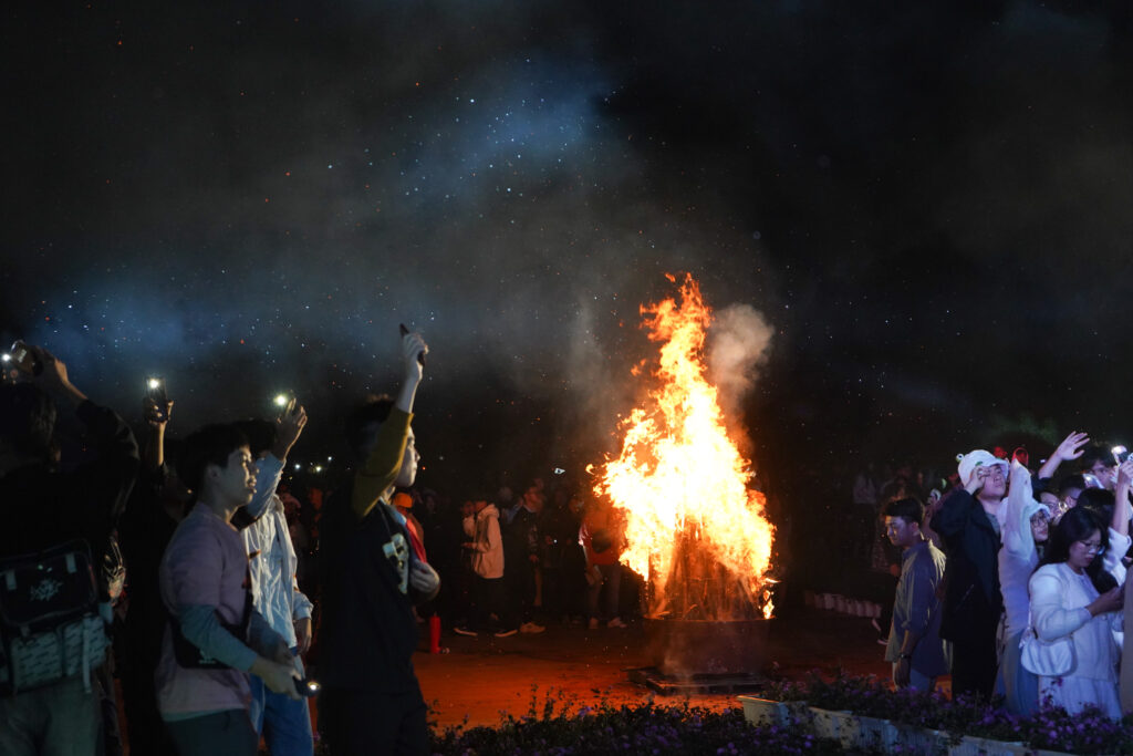 Đặt dịch vụ tổ chức Gala Dinner tại KDL Vạn Hoa Đà Lạt