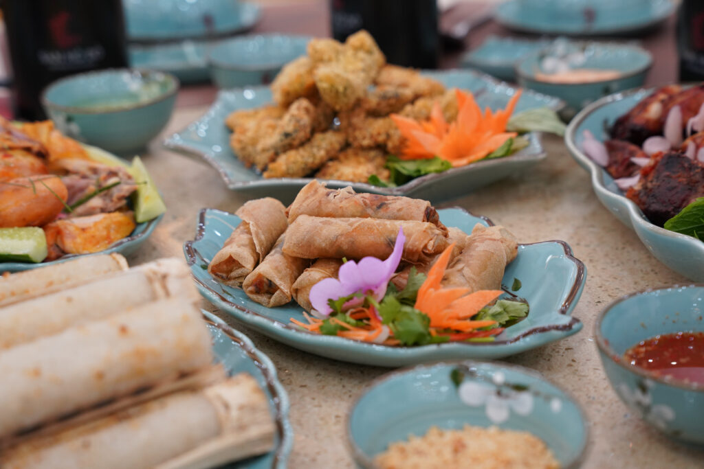 Điểm danh 11 nơi tổ chức buffet cho khách đoàn ở Đà Lạt tiện lợi, giá hợp lý