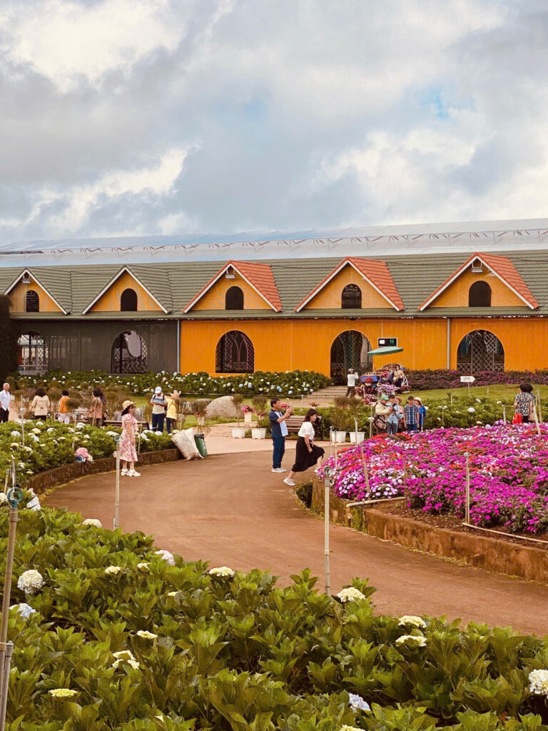 Ưu đãi 20% vé tham quan Vạn Hoa Đà Lạt cho doanh nghiệp