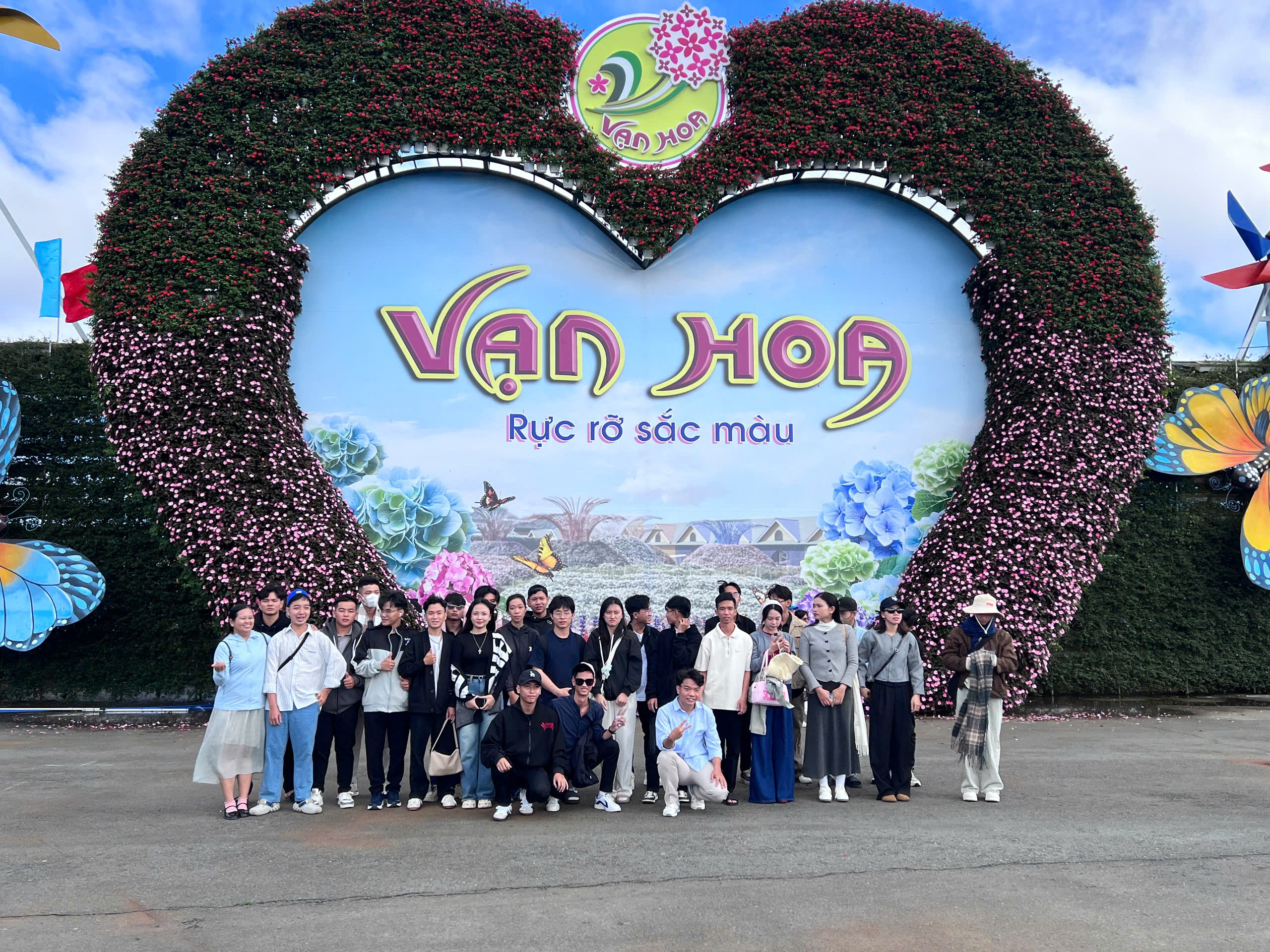 Du lịch Đà Lạt mùa hè cùng KDL Vạn Hoa Đà Lạt