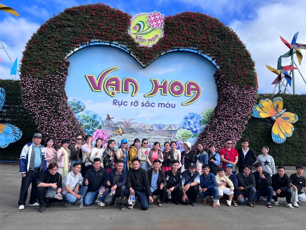 Du lịch Đà Lạt mùa hè cùng KDL Vạn Hoa Đà Lạt